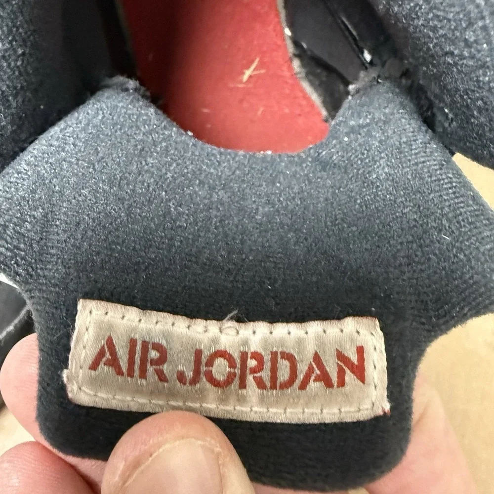 Air Jordan 5 Retro OG‎ BG Black Metallic Silver 845036-003 Boys Size 6Y eu 38.5
